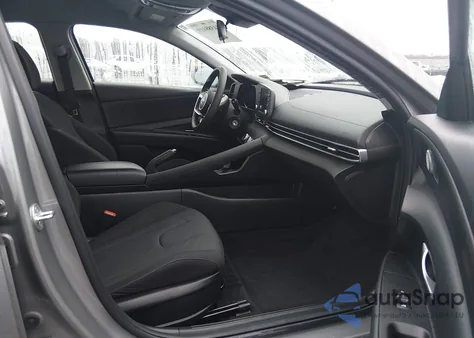 2022 Hyundai Elantra Se z USA, uszkodzony, nr VIN KMHLL4AG0NU350022